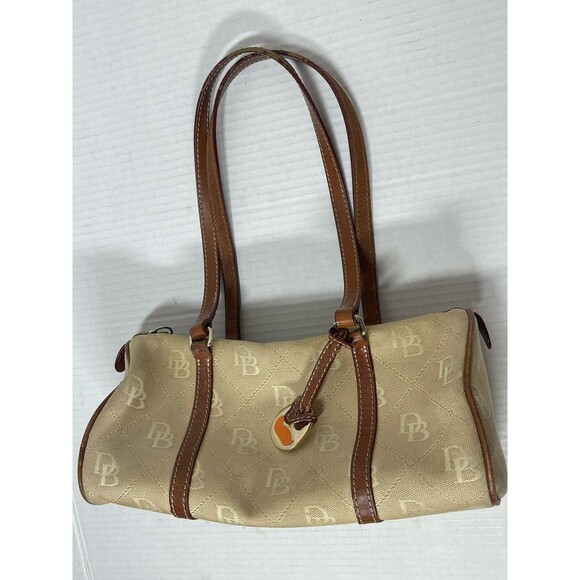 Vintage Dooney & Bourke Tan Logo Mini Barrel Bag Y2K Key FOB Orange Duck - Picture 1 of 11